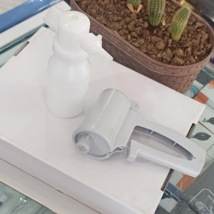 ساکشن دستی یا مکنده مکانیکی پرتابل