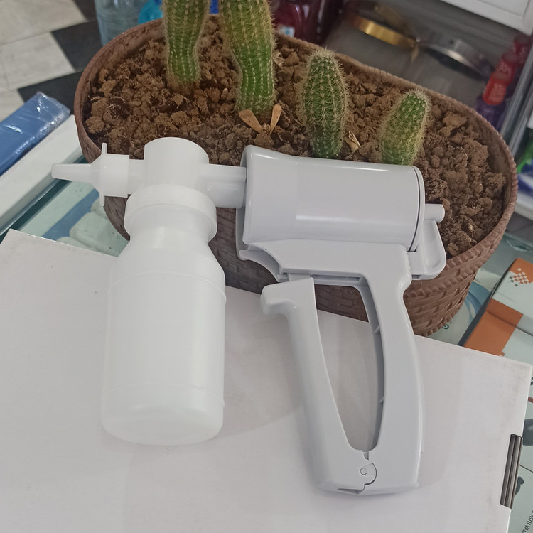 ساکشن دستی یا مکنده مکانیکی پرتابل